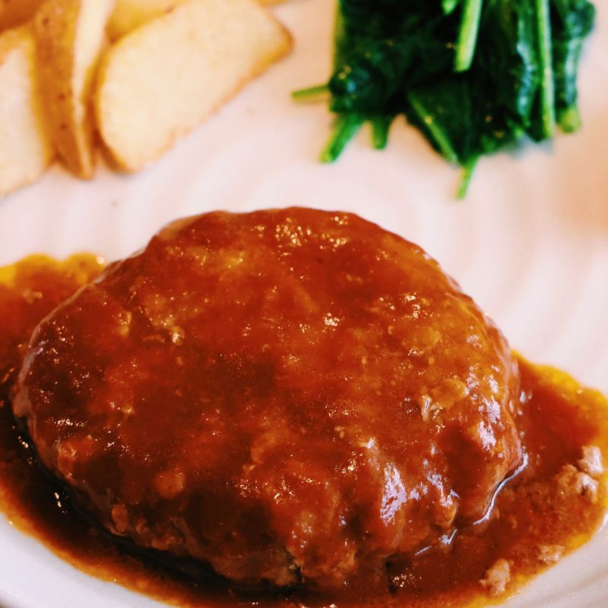 冷凍ハンバーグ（1個175ｇ、ソース込210ｇ）