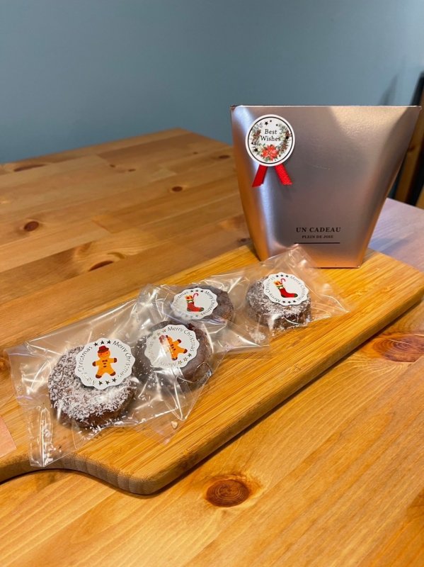 (直径５㎝４個分)焼かない揚げない冷たいドーナツ／小麦粉不使用、乳製品不使用、白砂糖不使用、卵不使用／食べたほうがよいスイーツ