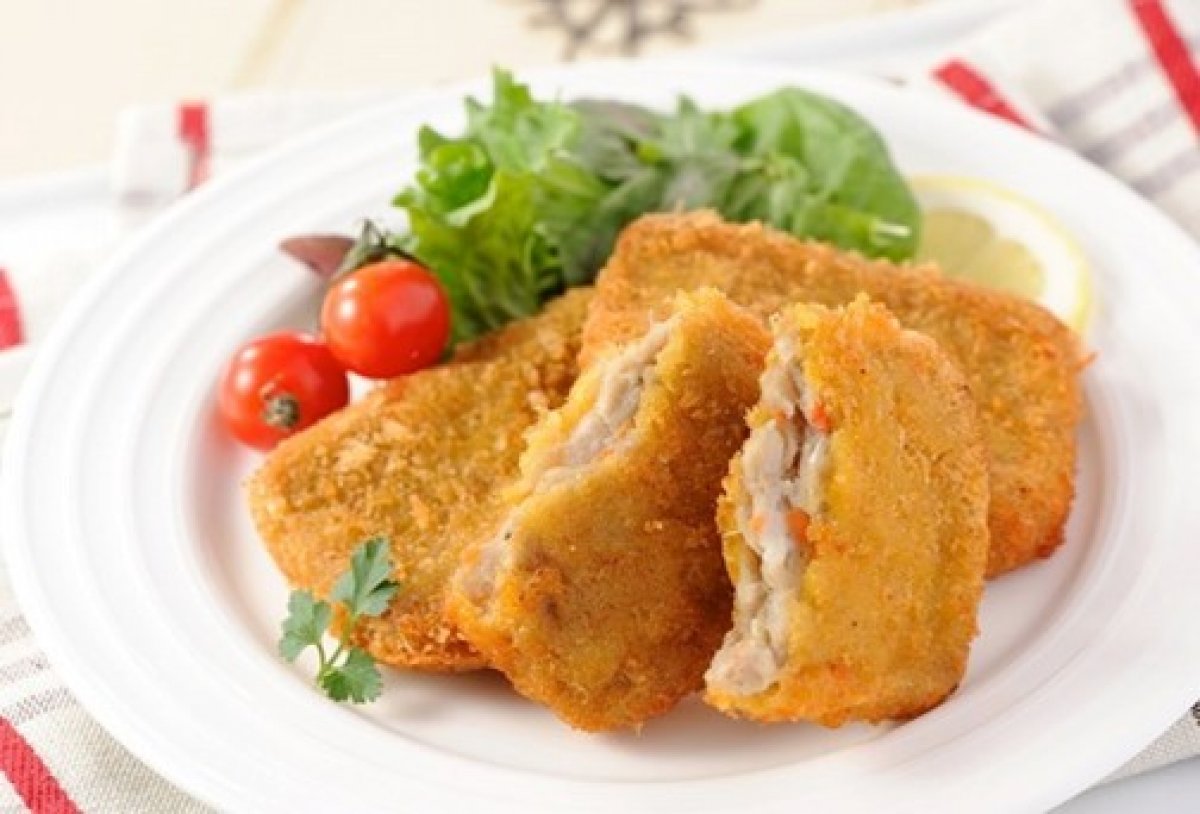 愛媛県名産　じゃこカツセット（じゃこカツ80g・8個入2袋　計16個）