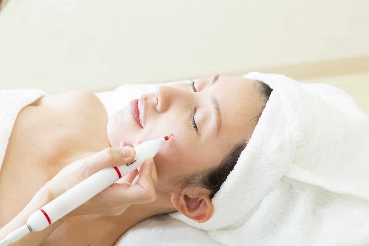 【初回限定】シミケアコース