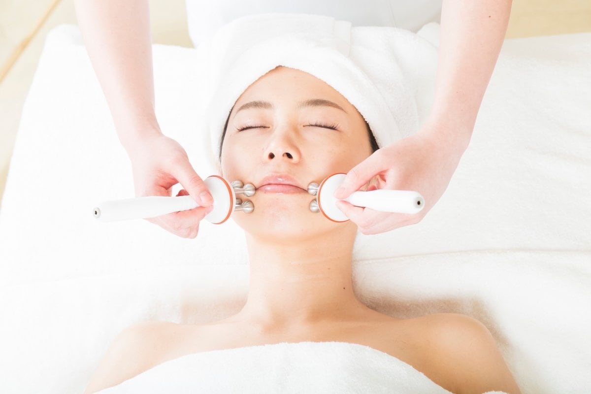 【初回限定】シミケア＆リフトアップコース