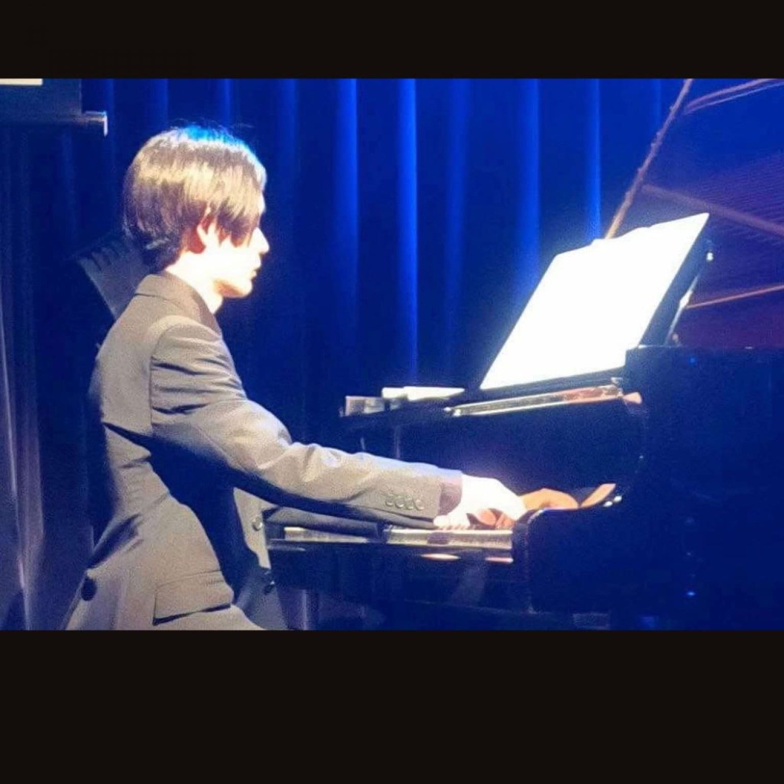 舞台に立ちますコース【演劇を通して人生を豊かにしていくレッスン】