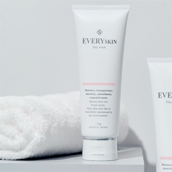 EVERYSKIN デイウォッシュ（洗顔）