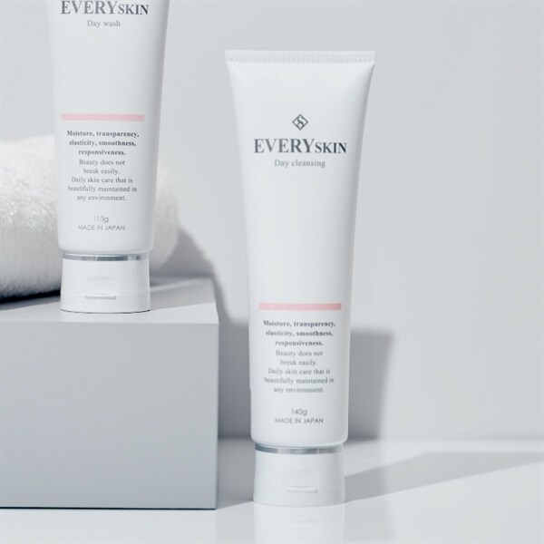 EVERYSKIN デイクレンジング 140g 2本セット【新品】 ショッピング正規品 EVERYSKIN デイクレンジング 140g 2本セット