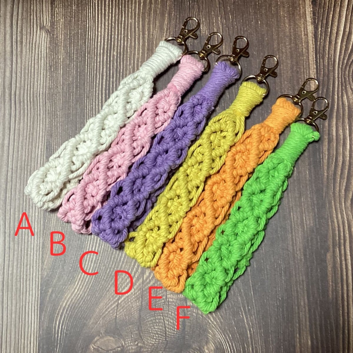 【muguet】マクラメストラップ（左斜め巻き結び）