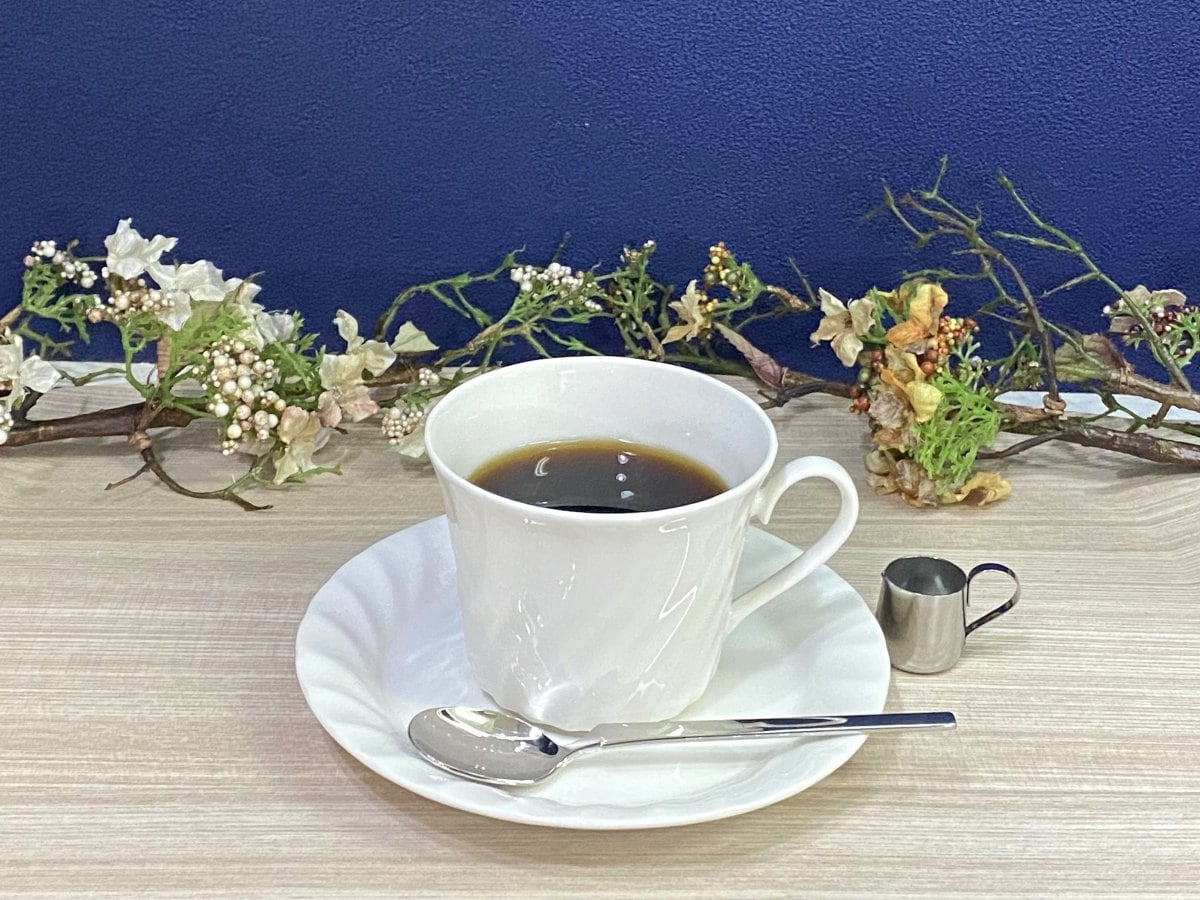 SHOP様必見！訳あり ニューボン コーヒーカップ(ソーサー付き)