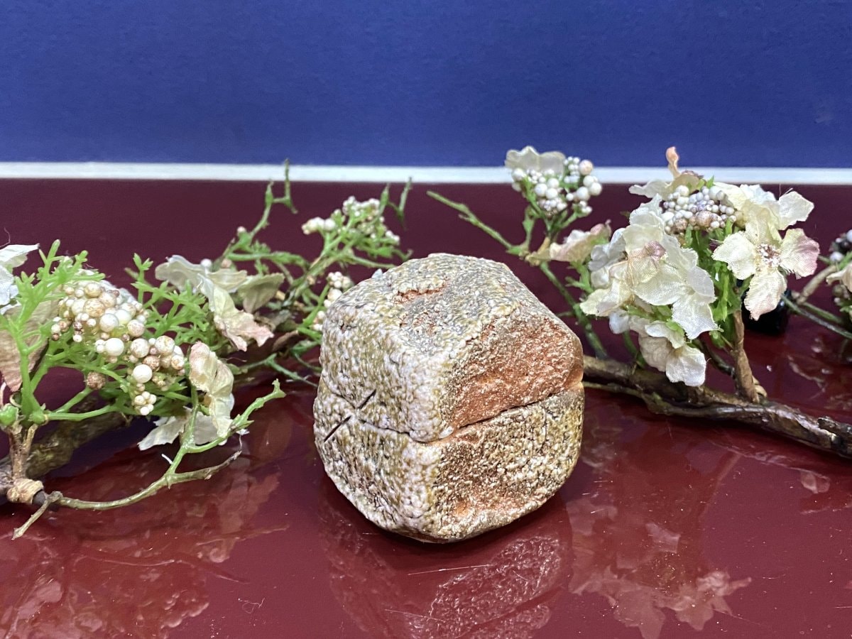 陶芸家 小島作 蓋物