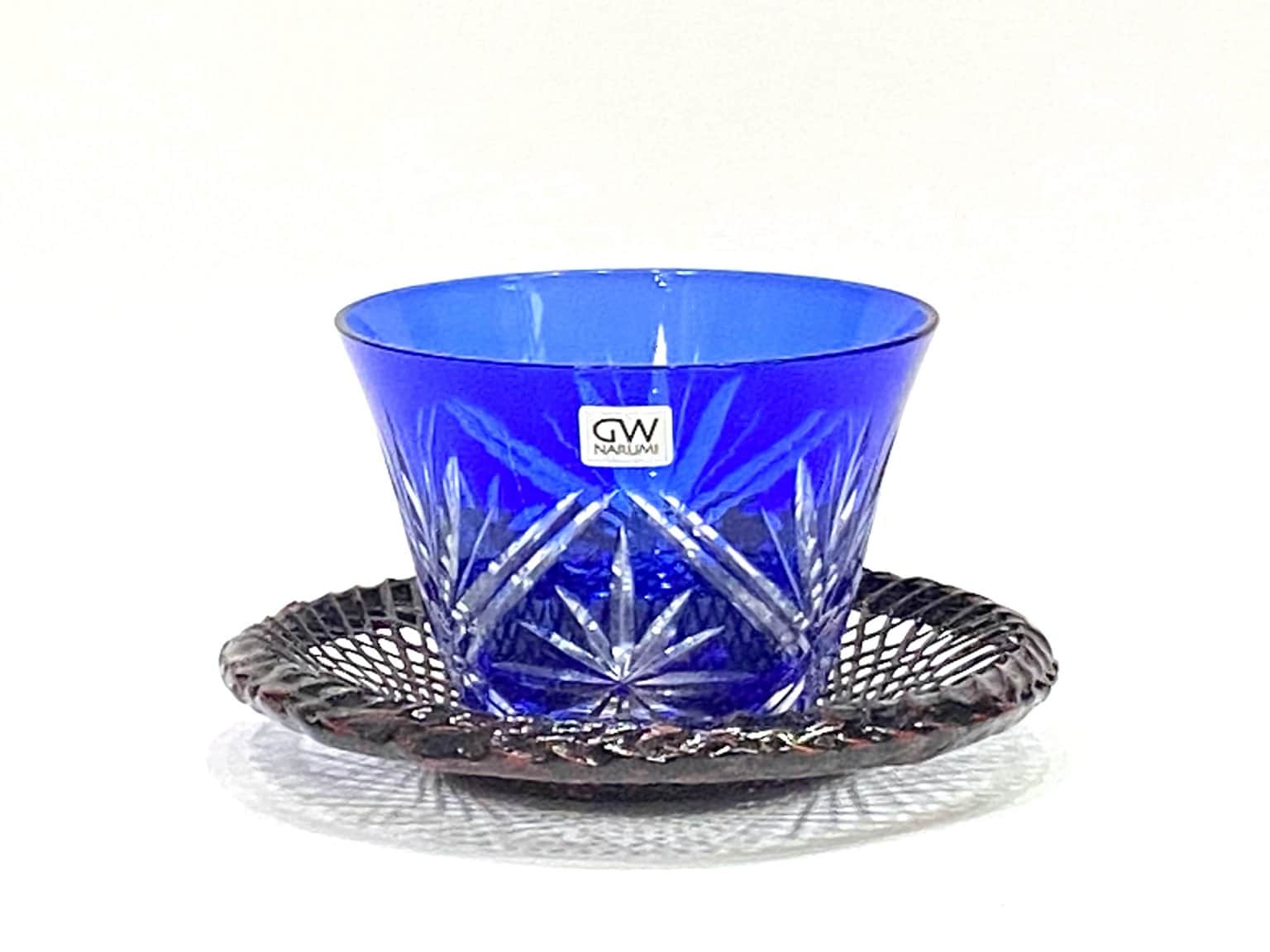 業界最安値　切子冷茶グラス5客揃え。NARUMI製陶。ランタイ茶托付き。