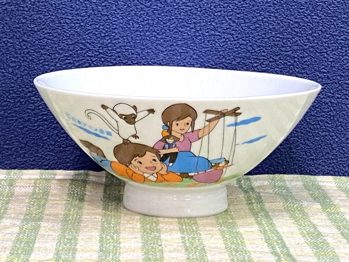 昔懐かしい昭和から令和の選りすぐった食器や商品をご覧ください。