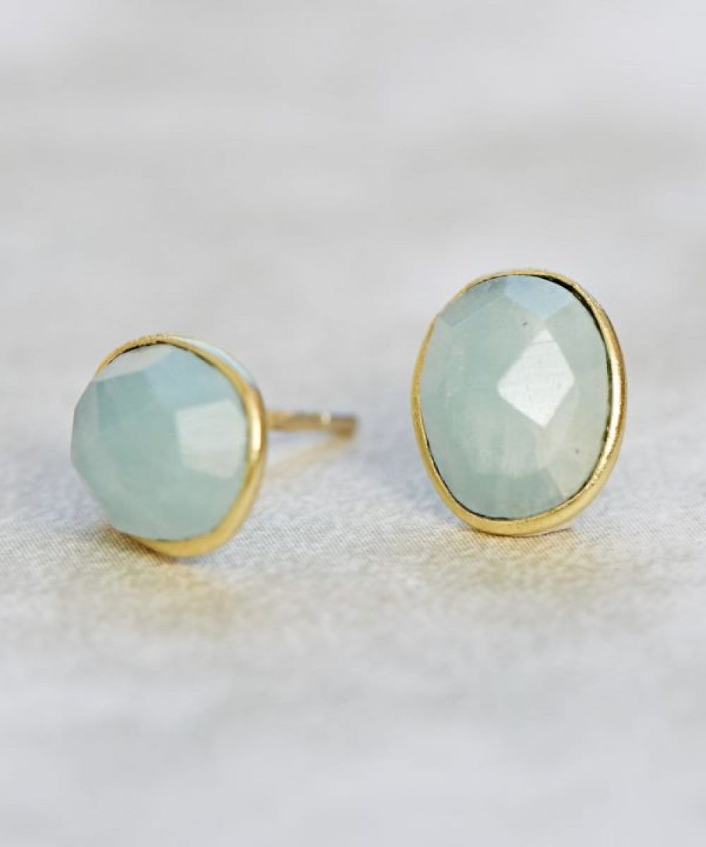 【キラキラと輝く天然石ピアス】地中海に浮かぶ、イタリア・エルバ島をイメージした天然石のピアス【MINT】