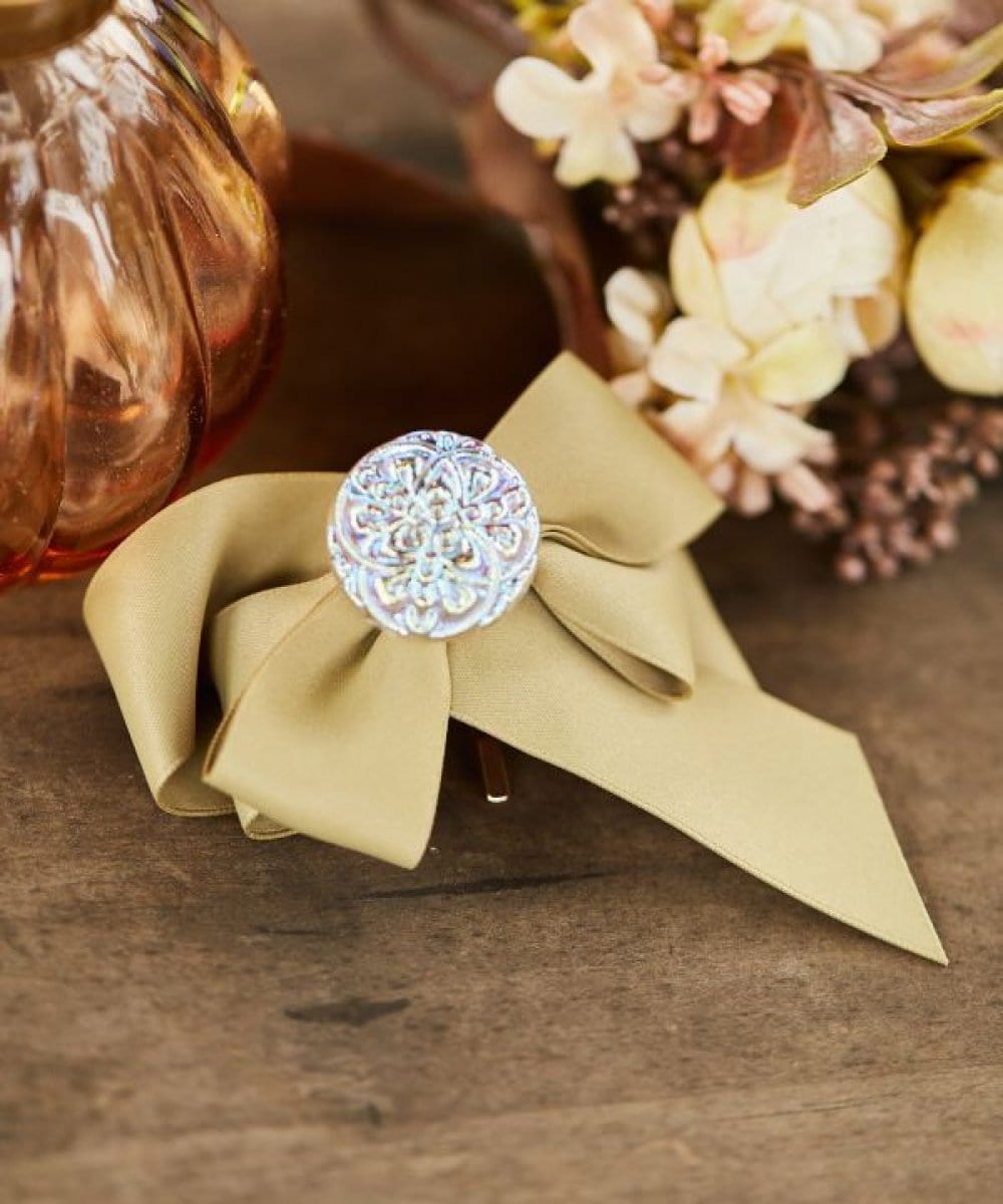 【リボンヘアカフス】チェコガラスのボタンが大人かわいい♪【GREEN】