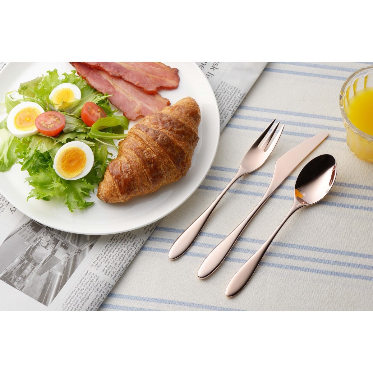【デザートナイフ(SH)】TRIO ボレロ カラー / ピンクゴールドミラー　(シンプルで上品なデザインのカトラリー！)