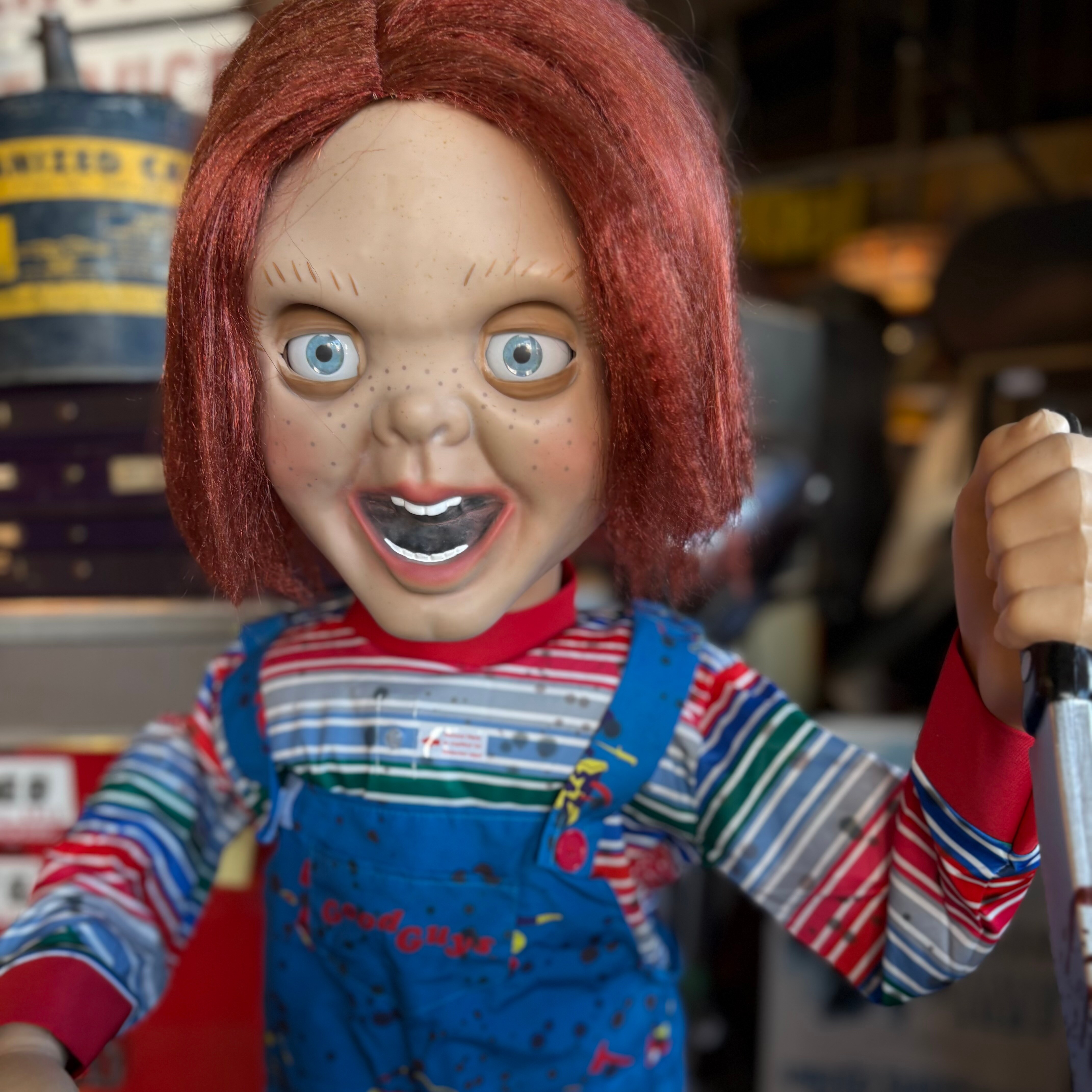 ビッグサイズ！喋って動く チャッキードール