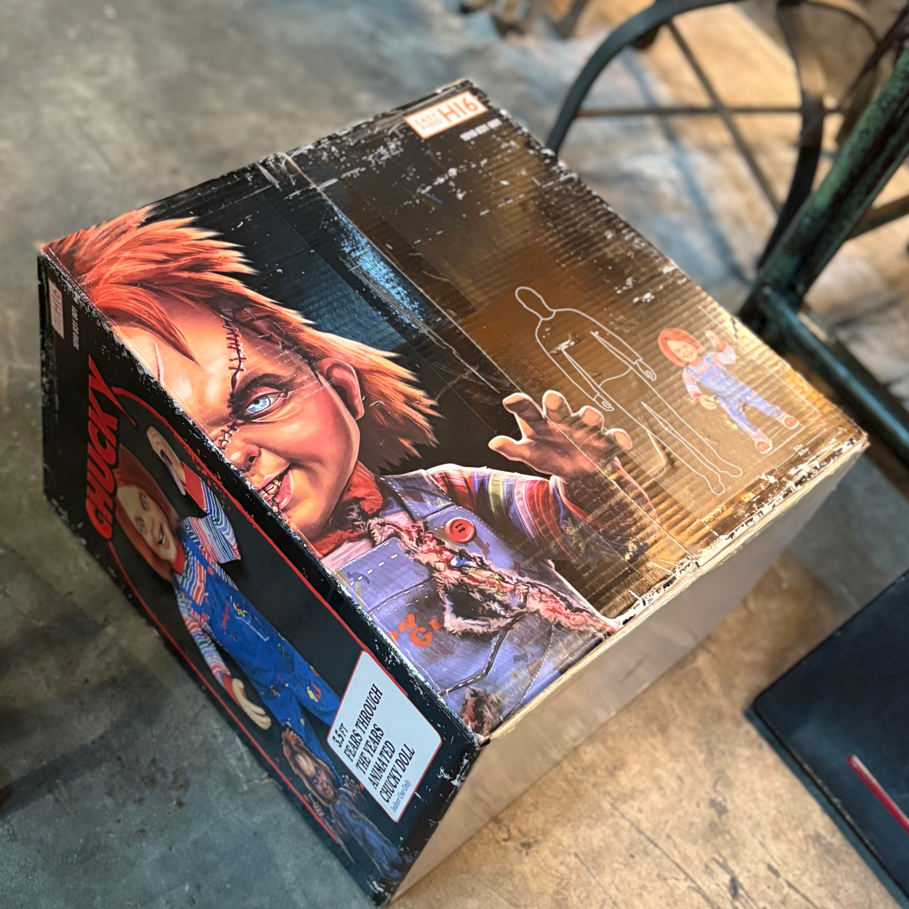 ビッグサイズ！喋って動く チャッキードール