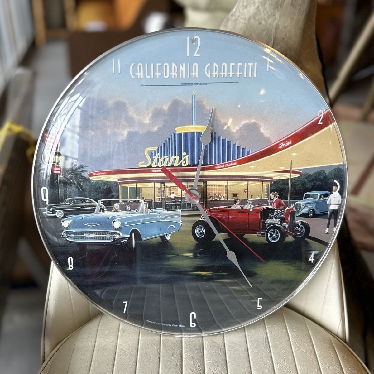 🕰️ “California Graffiti” Retro Diner Wall Clock