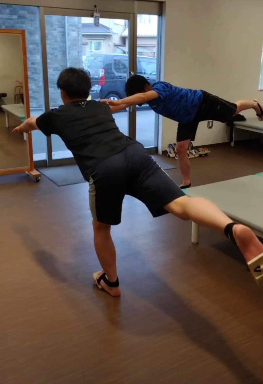 「GETA LABO」認定講座　2h座学『GETALABOの仕組み』　１h技術『美構造開脚メソッド×GETAトレ』(認定者限定特典あり）