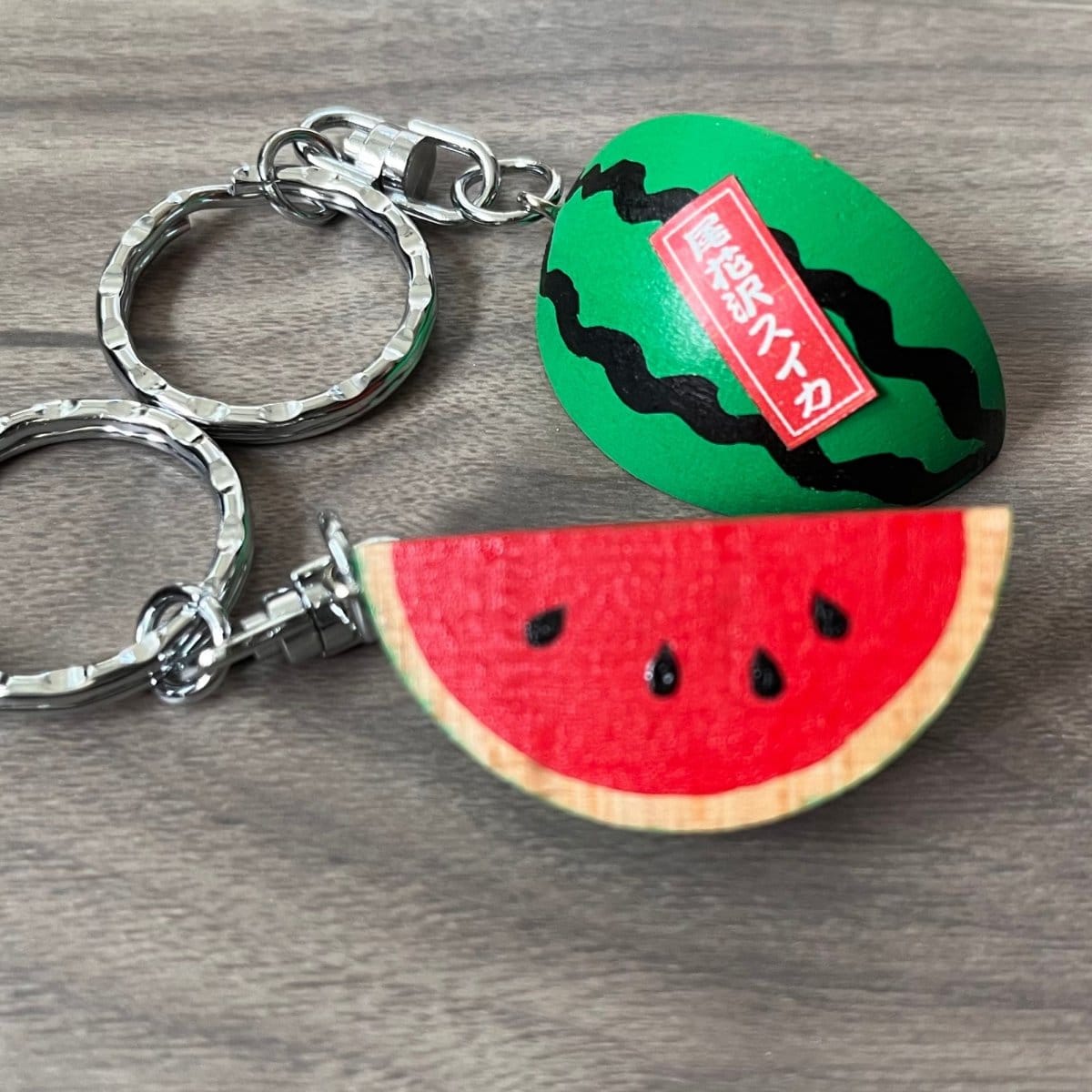 尾花沢スイカ 木製キーボールダー