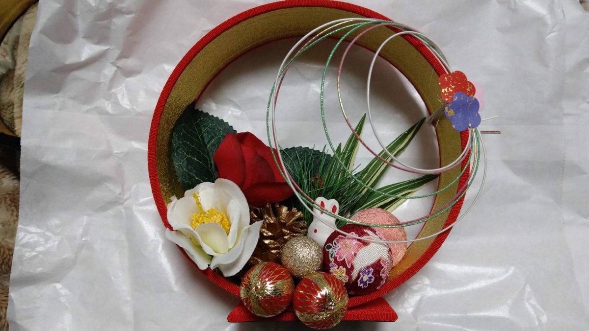 クリスマス・お正月用お飾り、リース　3000円(税別）