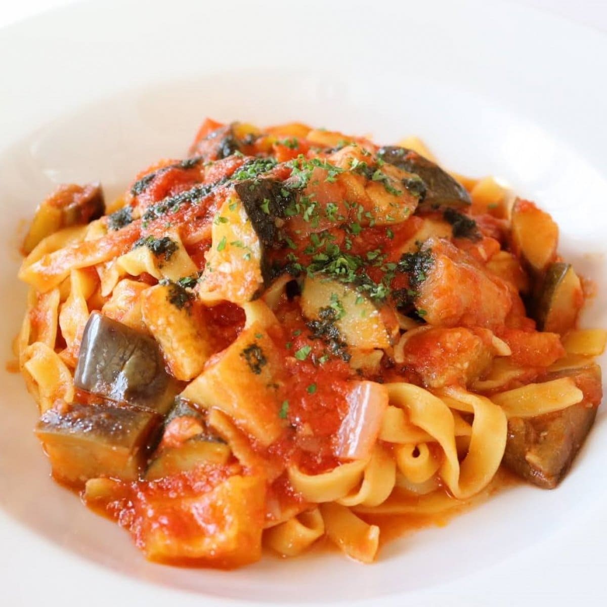 アレンジ無限大！野菜たっぷりのトマトソース（150ｇパウチ袋　２食入）