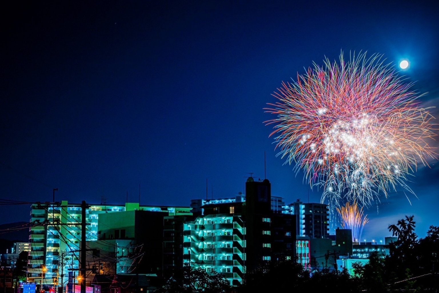 "数量限定" 飯塚花火大会 屋上特別席