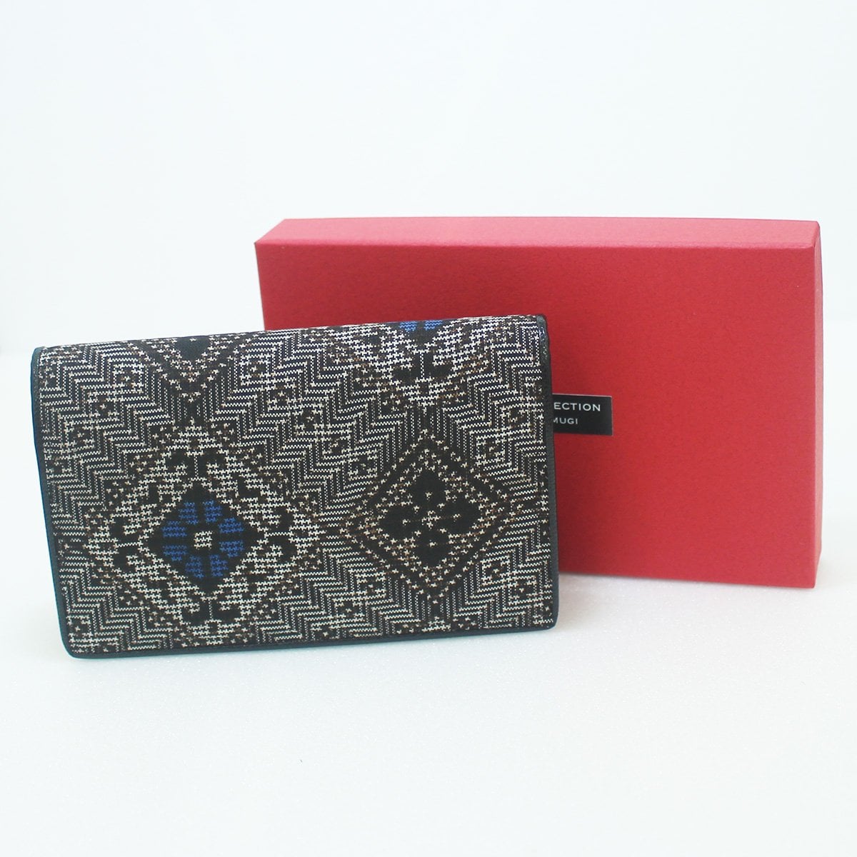 【送料込み】大島紬名刺入れ　興紬　 龍郷柄　【青】