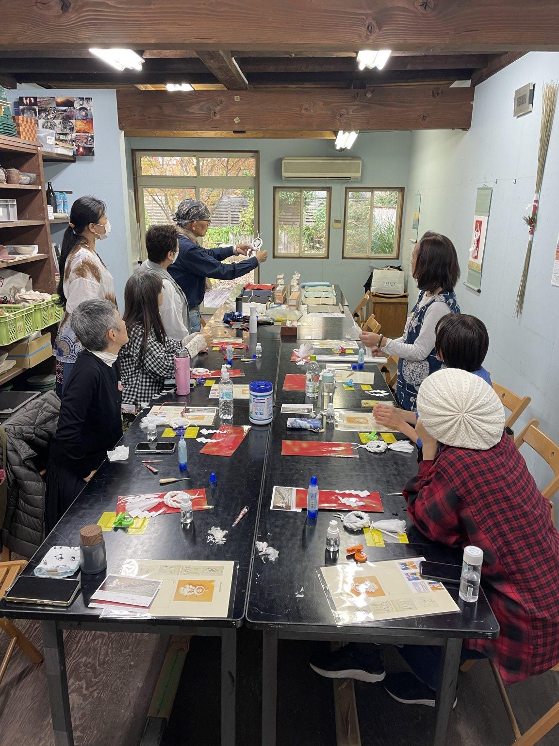 和紙しめ縄体験教室・・・・・・2026年11月11日（水）・12日（木）10：30-12：30