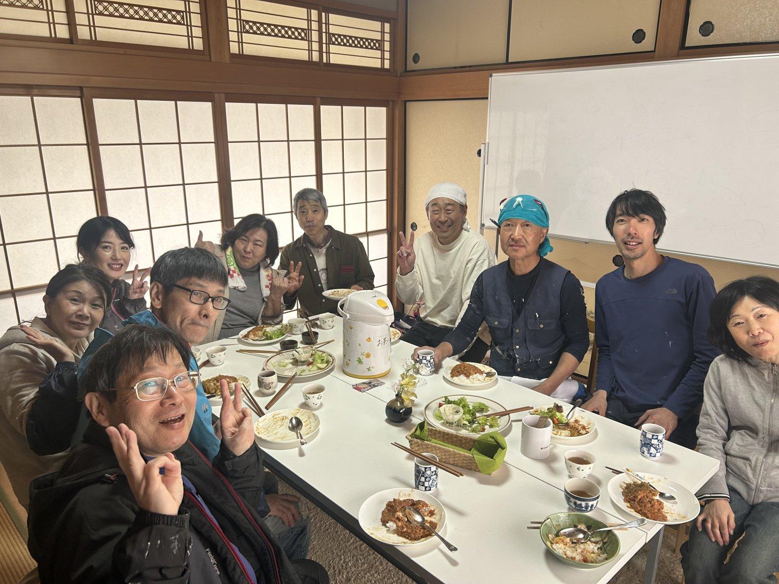 5月１６日漆喰壁塗り体験会（環境活動家松本英揮氏）