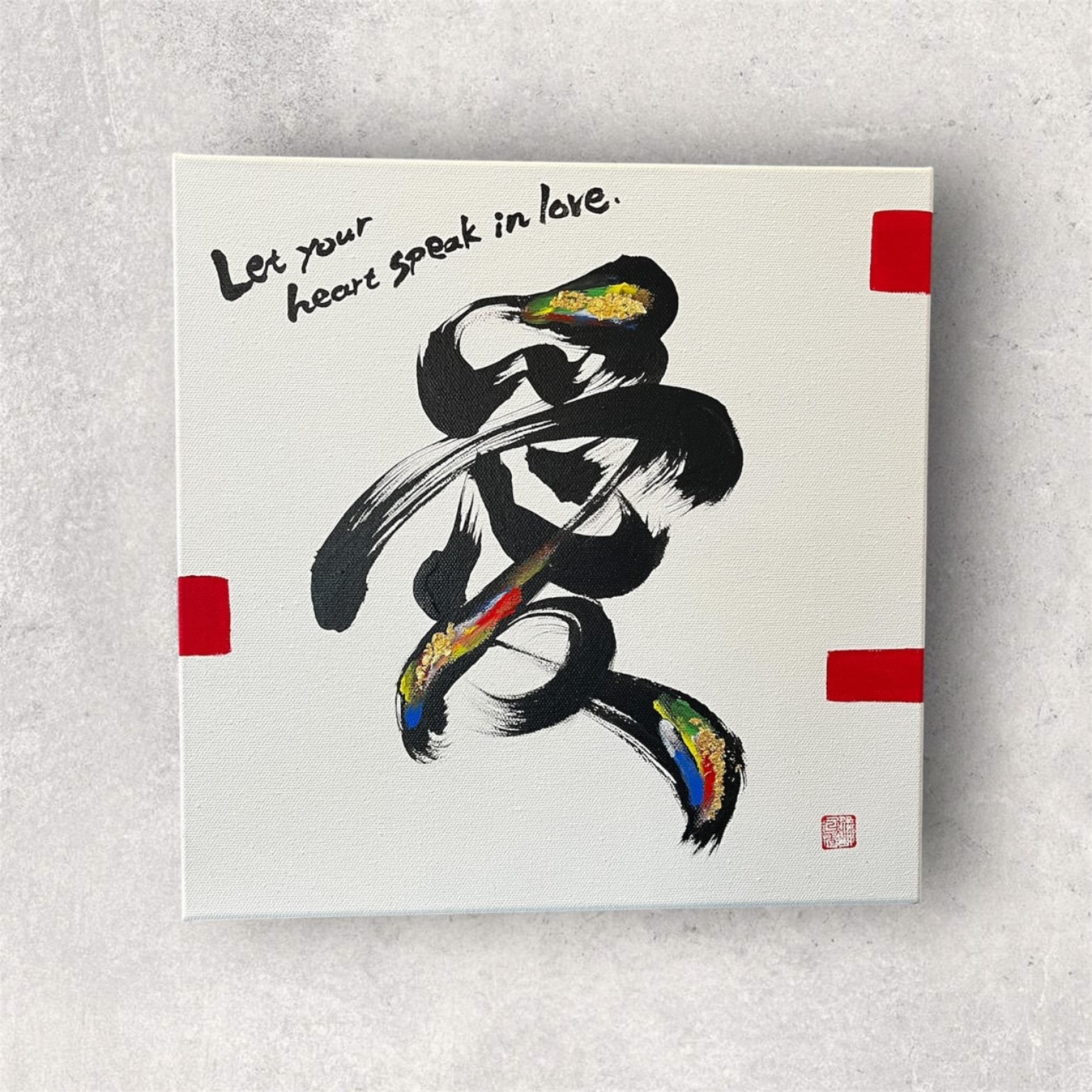 おきツラで有名な沖縄県うるま市出身筆文字パフォーマンスマルチ