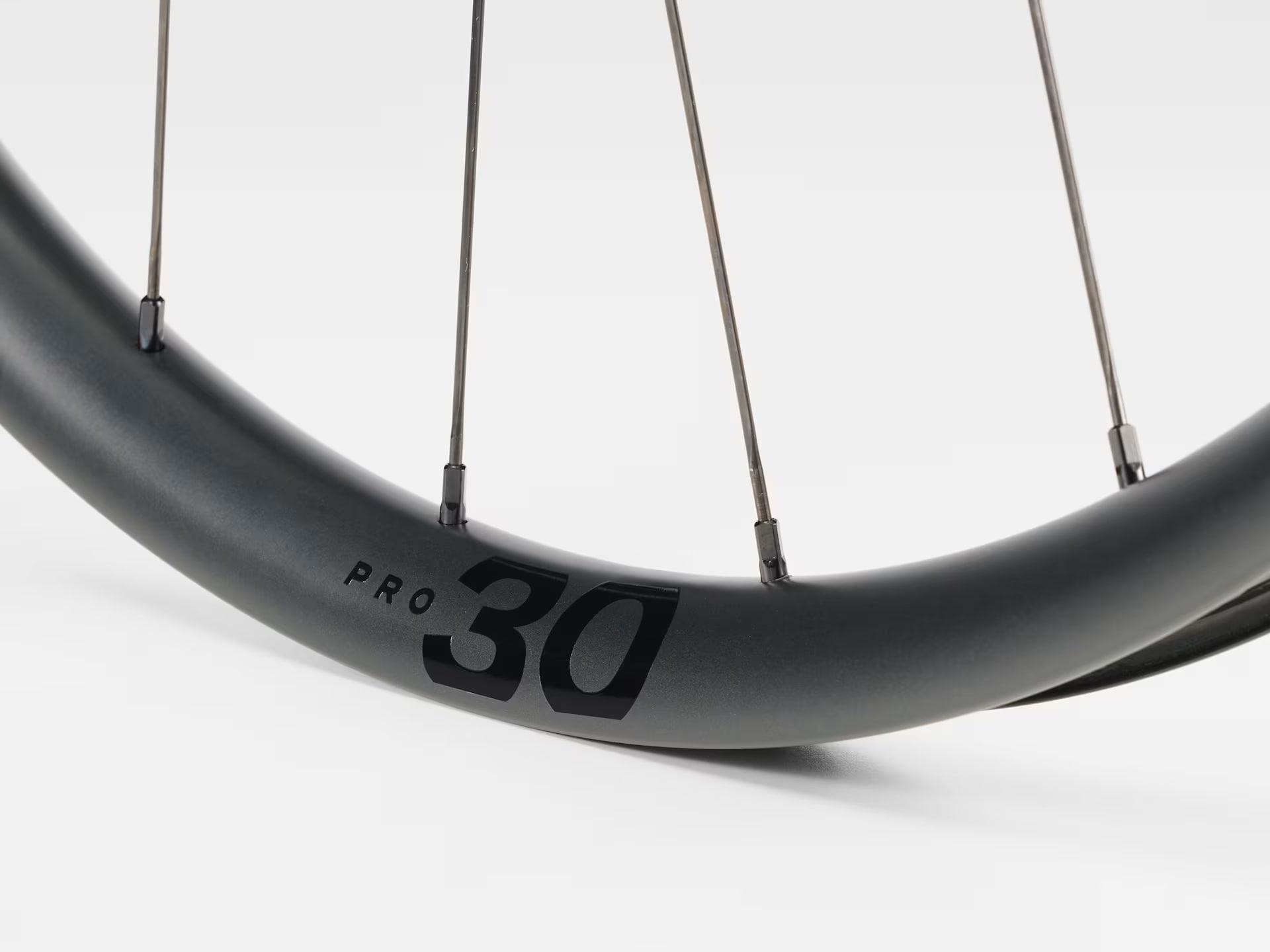 Bontrager Paradigm Pro 30 TLR Road Wheel