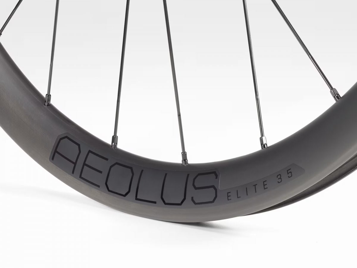 Bontrager Aeolus Elite 35 TLR ディスクロードホイール｜OCLVカーボン・35mmハイト・チューブレス対応・オールラウンドモデル