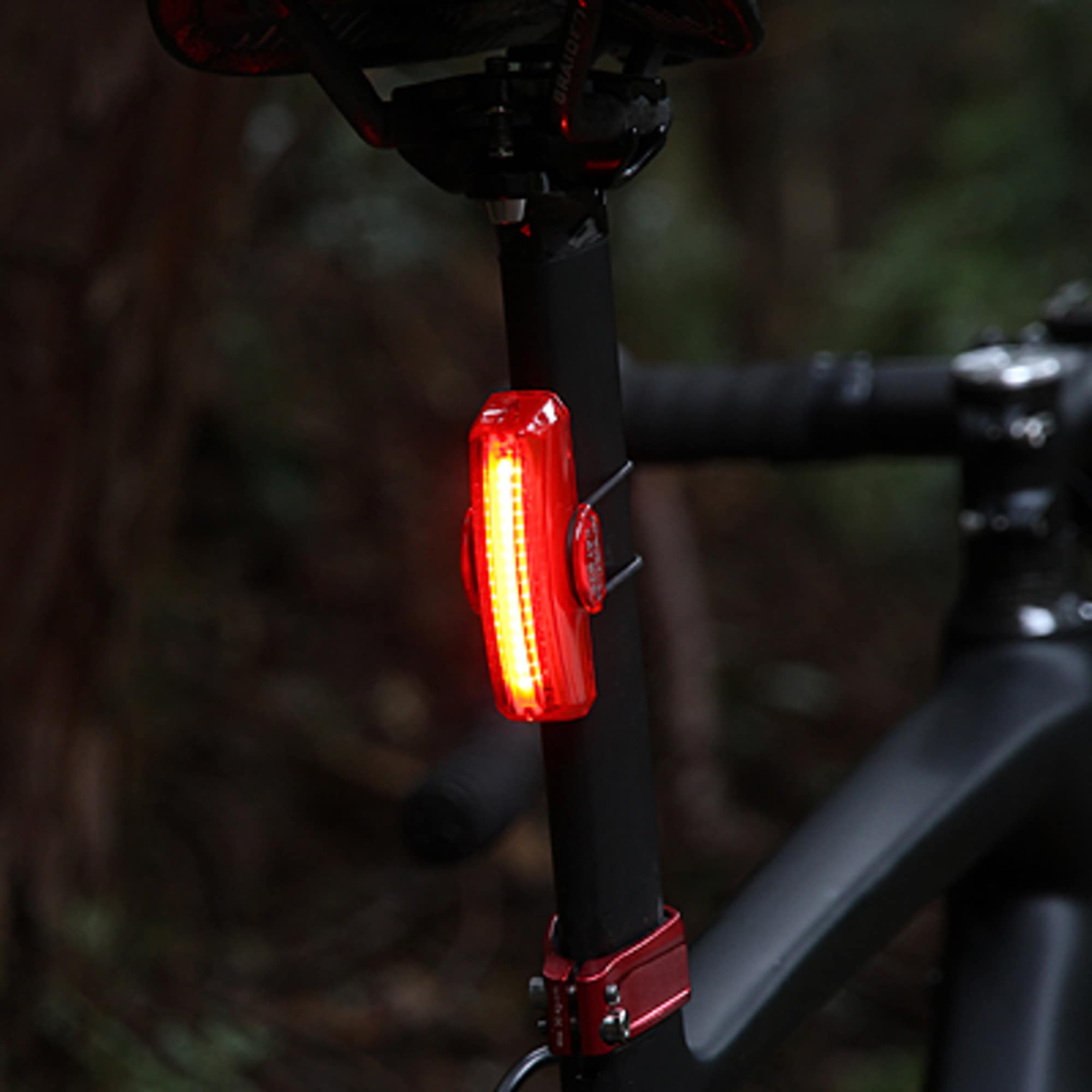 CATEYE RAPID X2 KINETIC USB充電式リアライト [TL-LD710K]｜ブレーキ