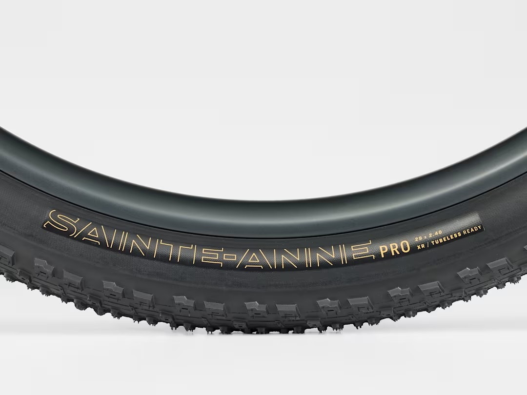 Bontrager Sainte-Anne Pro XR TLR MTBタイヤ 29×2.4｜Pro XR構造
