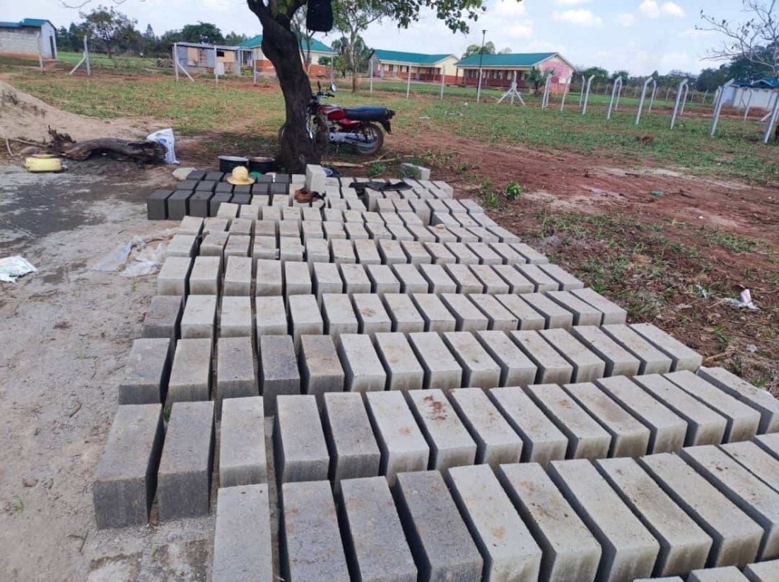 【ウガンダ支援】KOMOREBI小学校・サッカーアカデミー 建設支援・教育支援寄付金（一口 1,000円）