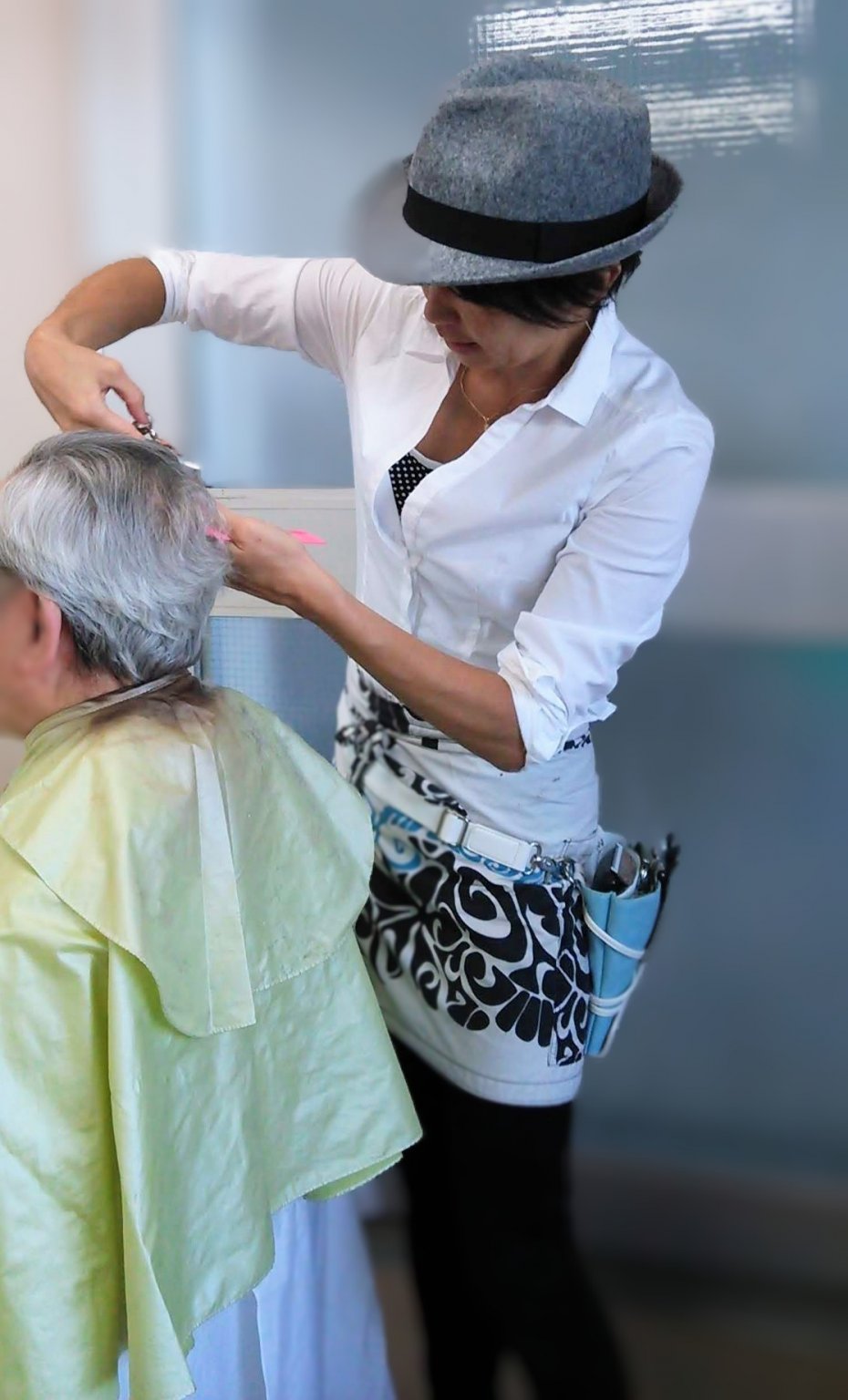 訪問ヘアカット（出張費別途）