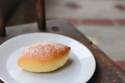 クリームパン​​​​