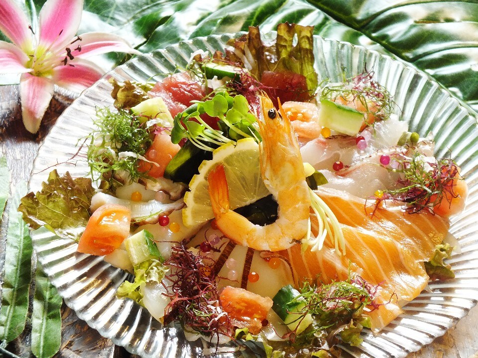 カルパッチョ各種(マグロ、タコ、イカ、サーモン、白身)