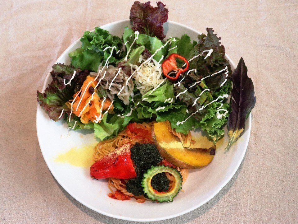 オーガニック　バジル＆トマトパスタ