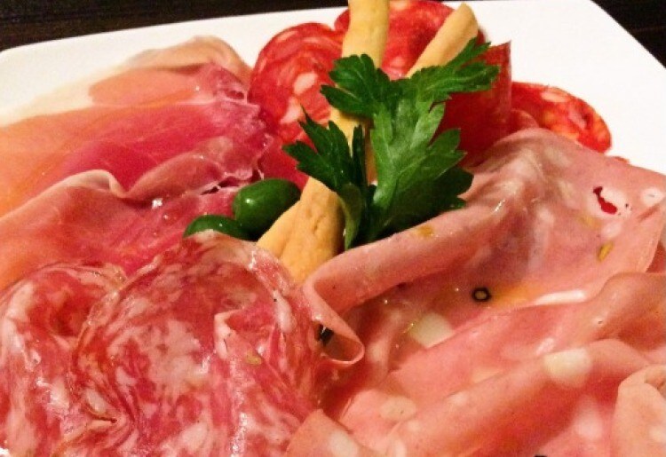 イタリア産/生ハムとサラミの盛り合わせ