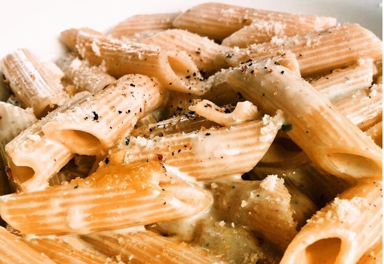ゴルゴンゾーラチーズのクリームソースペンネ