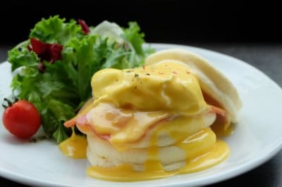 エッグベネディクト