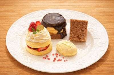 今月のKANONプレート