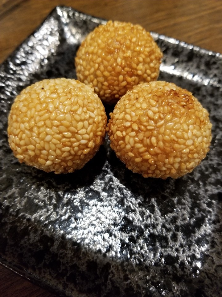 ゴマ団子　3ヶ