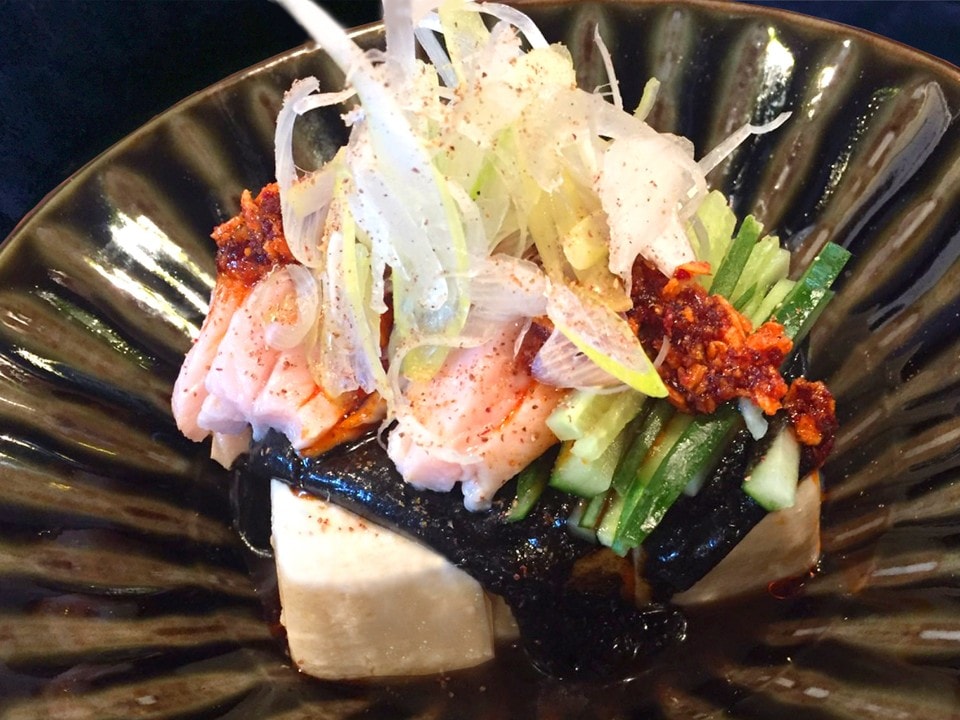 蒸し鶏と豆富の胡麻サラダ