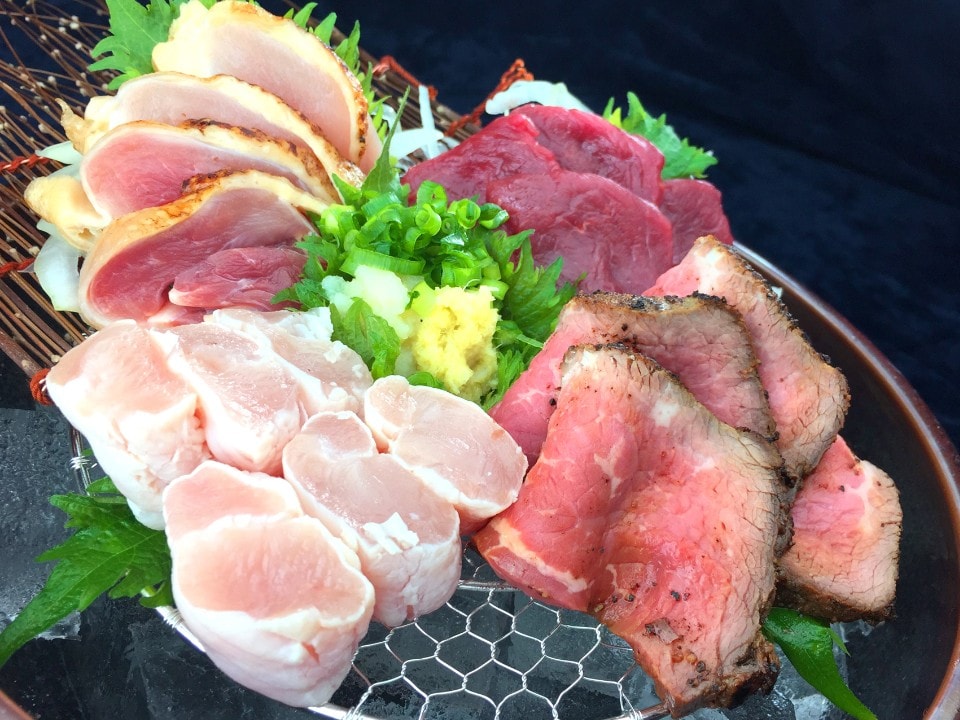 肉刺し盛り合せ