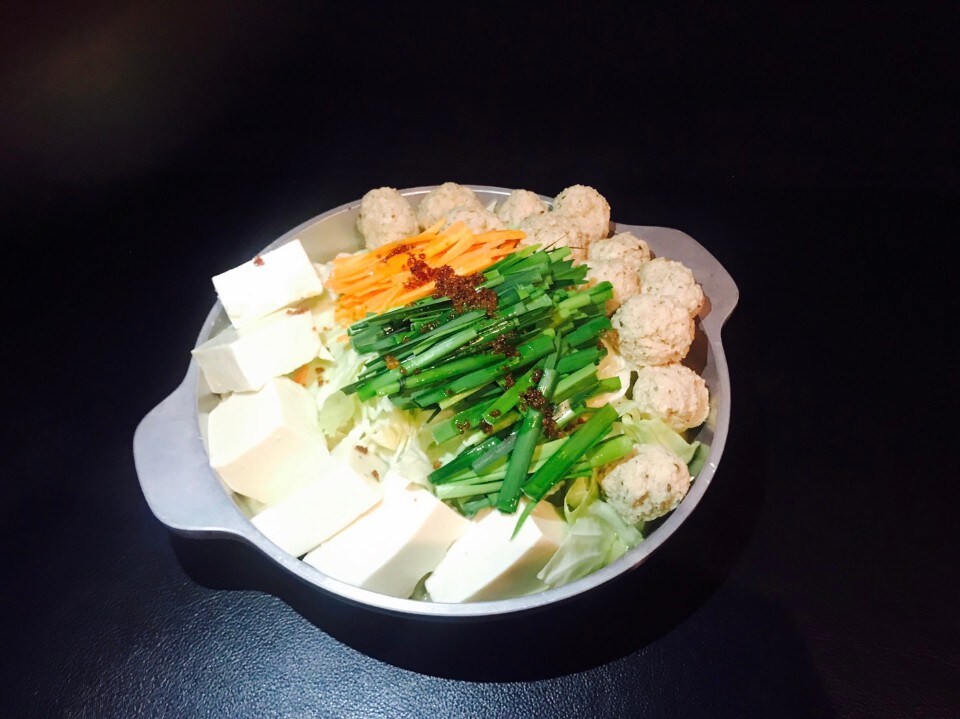 地養鶏の黄金つくね鍋