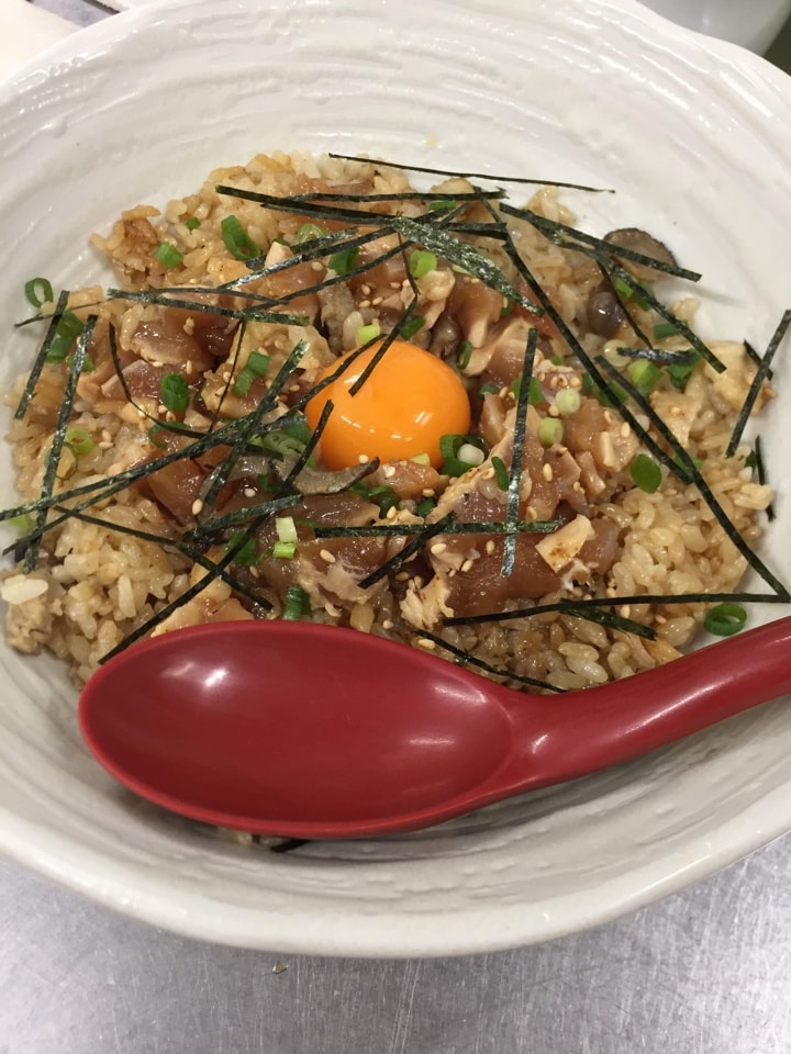 鶏めしユッケ丼