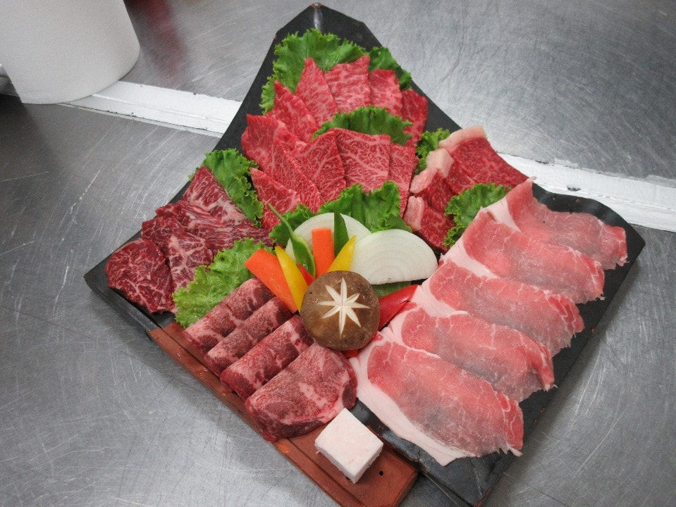 【極上】焼肉盛り合わせ（3〜4人前）600ｇ