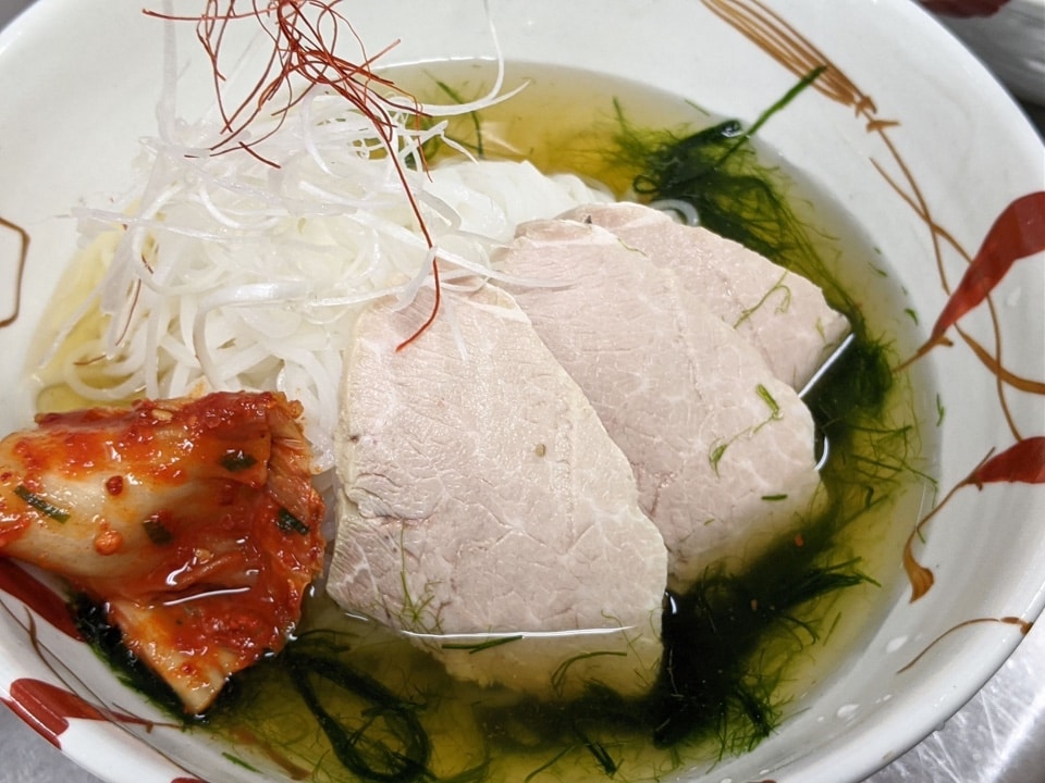 幸之助特製冷麺（幸之助のこめっこ麺）