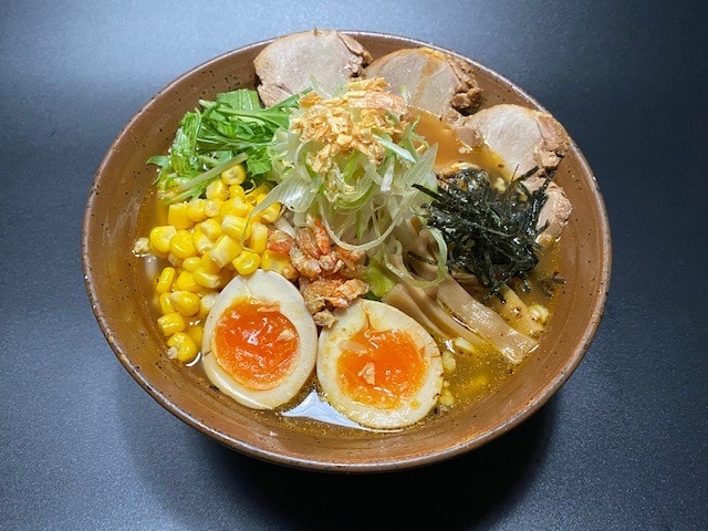 特製焦がし味噌ら〜麺