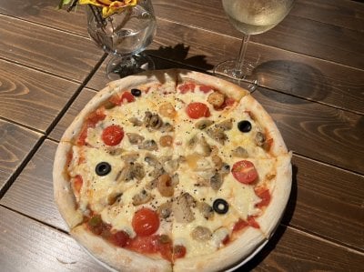 トッピングピザ